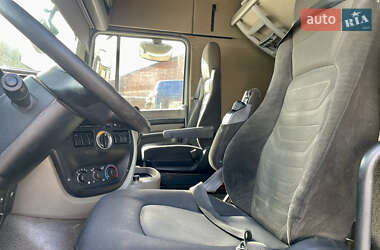 Тягач DAF XF 105 2011 в 