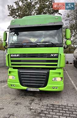 Тягач DAF XF 105 2010 в Дніпрі