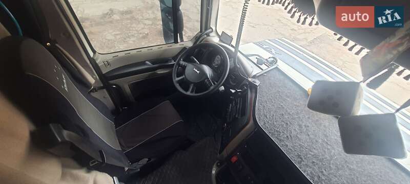 Тягач DAF XF 105 2010 в Сквирі