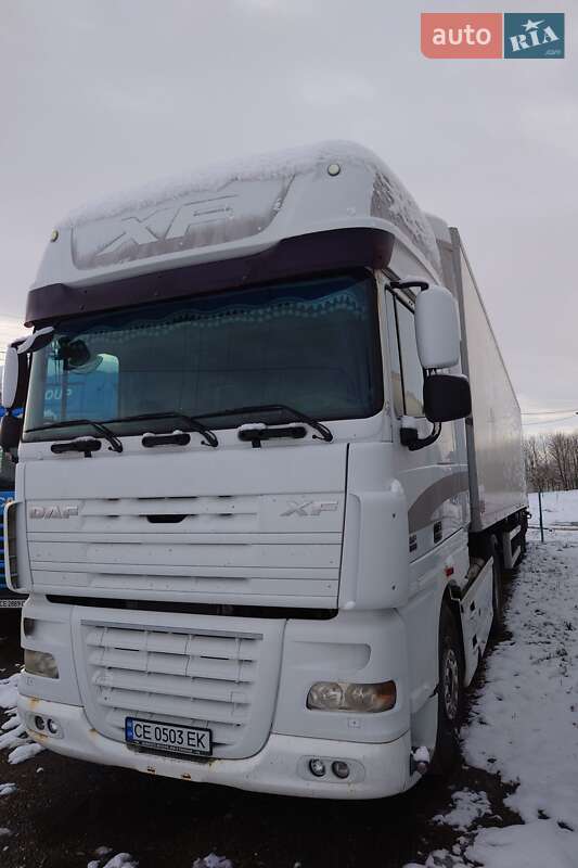 Тягач DAF XF 105 2010 в Черновцах