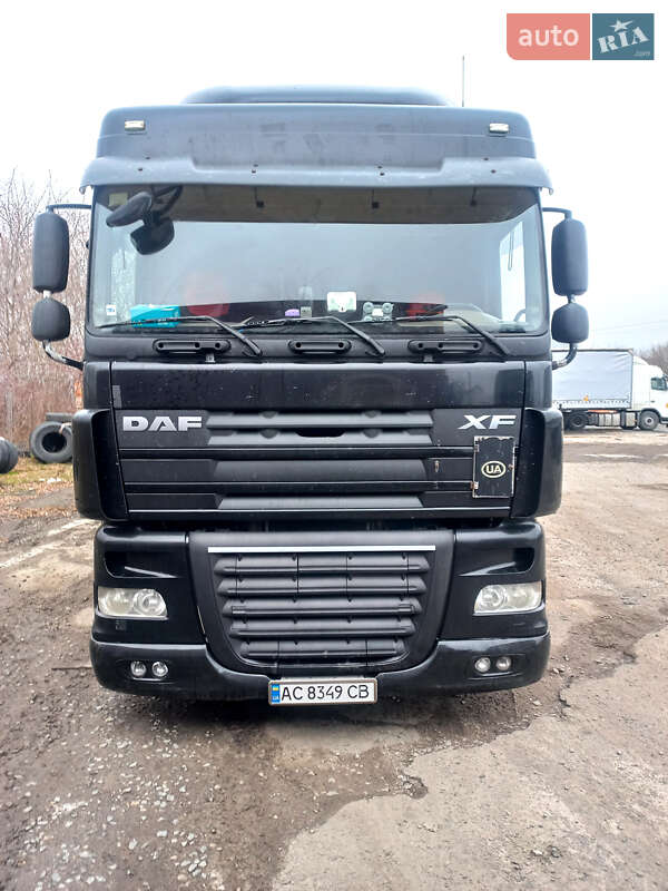 Тягач DAF XF 105 2010 в Луцке