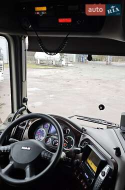 Грузовой фургон DAF XF 105 2007 в 