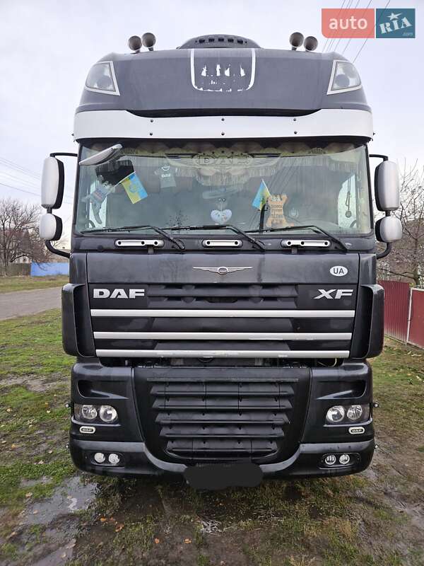 Тягач DAF XF 105 2008 в Каменском