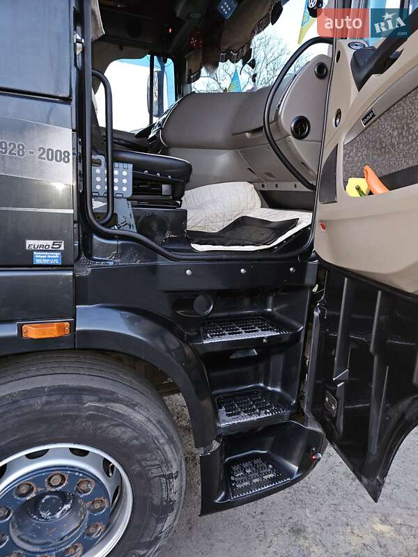 Тягач DAF XF 105 2008 в Каменском