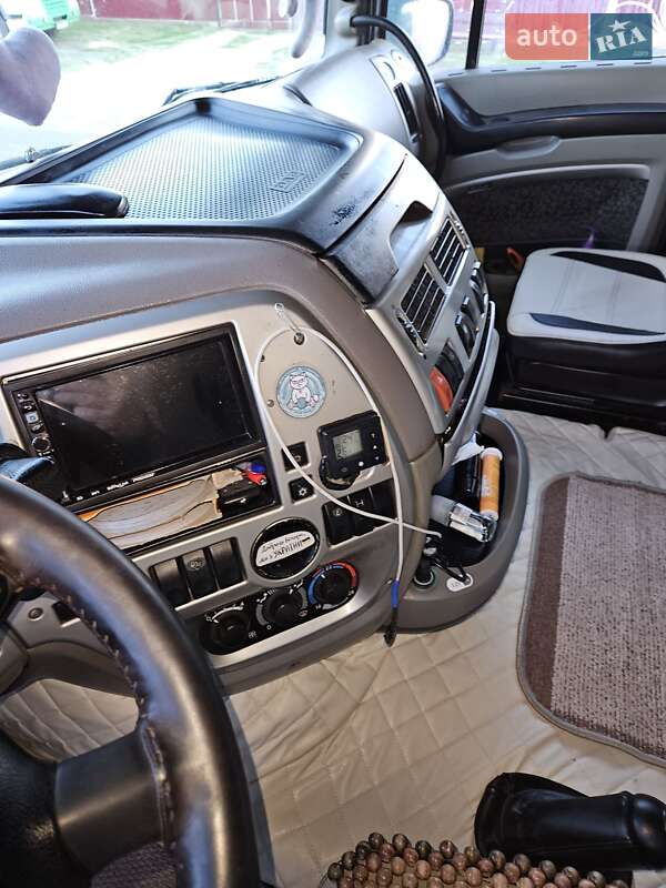 Тягач DAF XF 105 2008 в Каменском