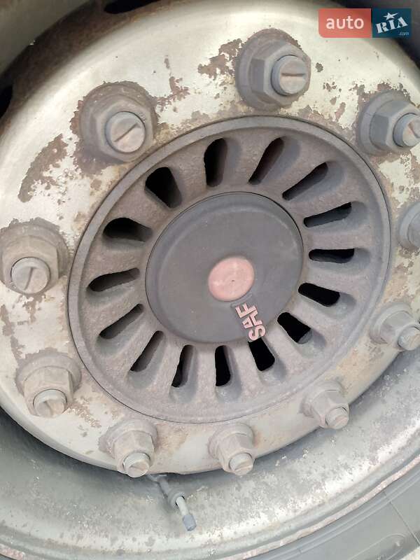 Тягач DAF XF 105 2011 в Луцке