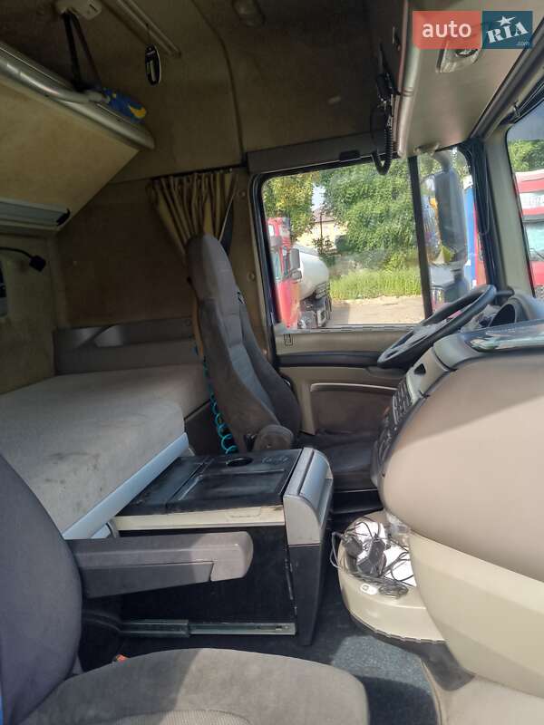 Тягач DAF XF 105 2011 в Луцке