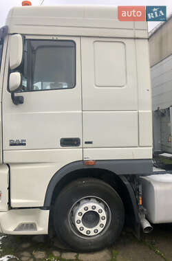 Тягач DAF XF 105 2012 в Чернівцях