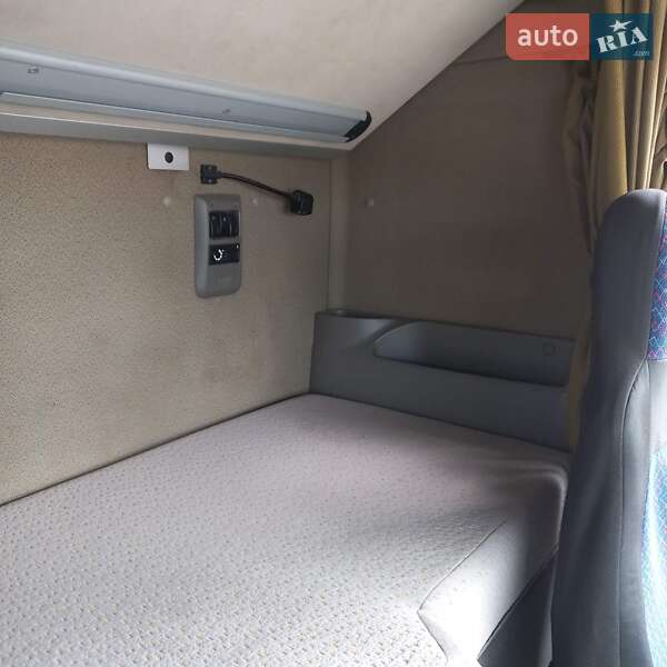 Тягач DAF XF 105 2010 в Львові