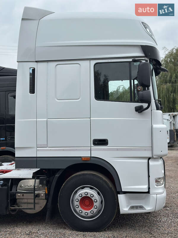 Тягач DAF XF 105 2013 в Рівному