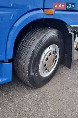 Тягач DAF XF 105 2011 в 