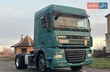 Тягач DAF XF 105 2009 в Дубні