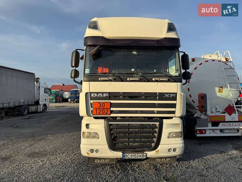 Бензовоз DAF XF 105 2008 в Львові фото 3 Бензовоз DAF XF 105 2008 в Львові