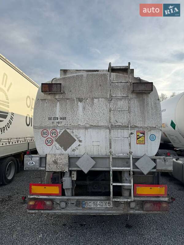 Бензовоз DAF XF 105 2008 в Львове фото 7 Бензовоз DAF XF 105 2008 в Львове