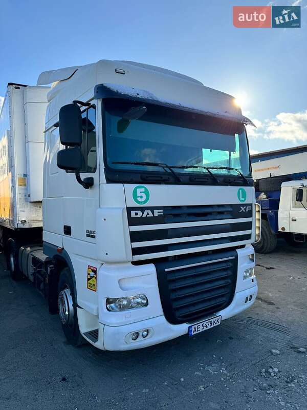 Тягач DAF XF 105 2014 в 