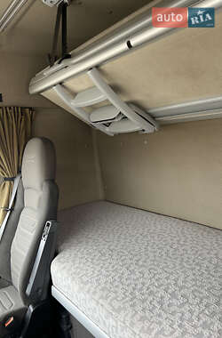 Тягач DAF XF 105 2011 в 