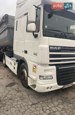 Тягач DAF XF 105 2013 в Дніпрі