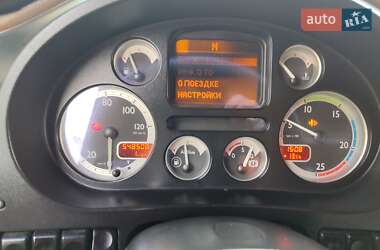 Тягач DAF XF 105 2011 в 