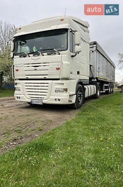 Тягач DAF XF 105 2007 в Черновцах