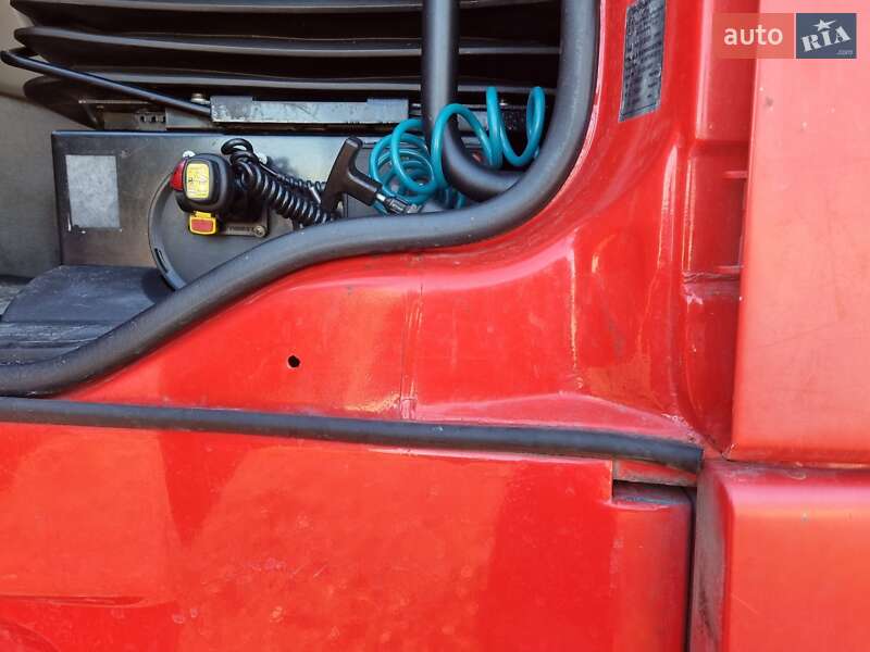 Тягач DAF XF 105 2008 в Львове