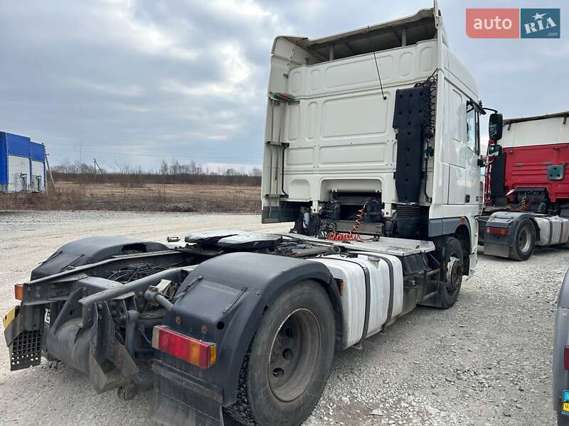 Тягач DAF XF 105 2011 в Львове