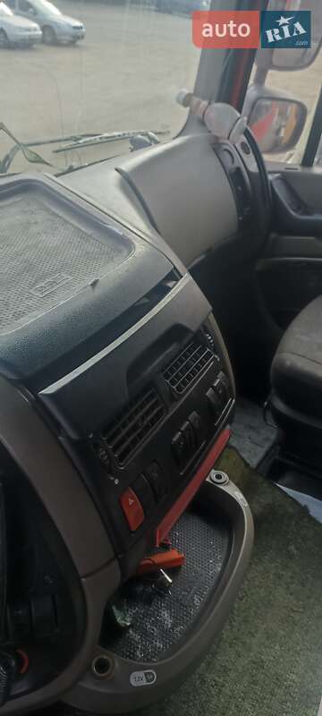 Тягач DAF XF 105 2013 в Виннице