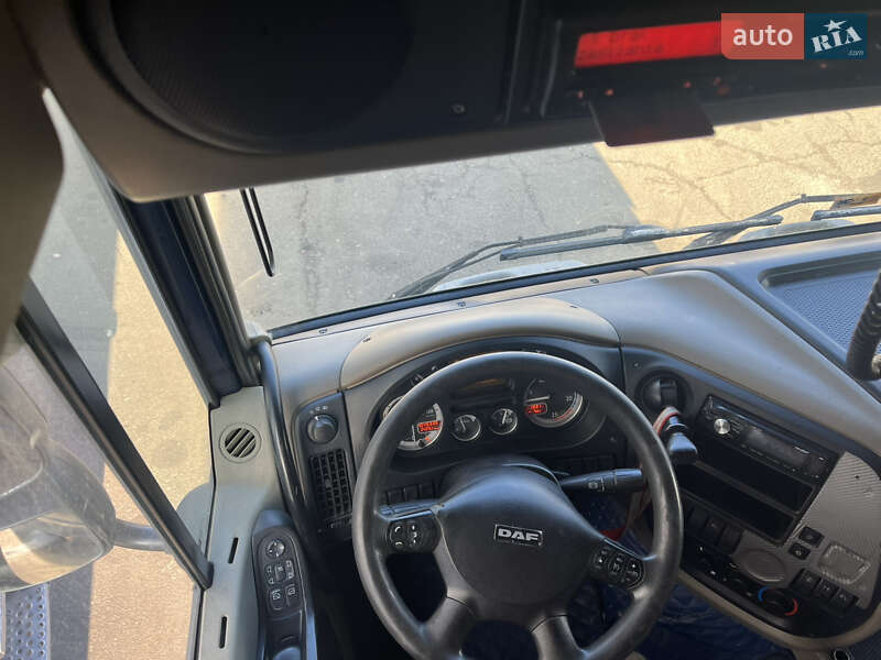 Тягач DAF XF 105 2007 в Ровно