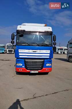 Тягач DAF XF 105 2010 в Львове