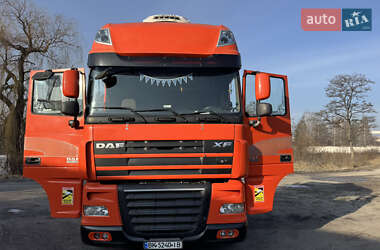 Тягач DAF XF 105 2011 в 