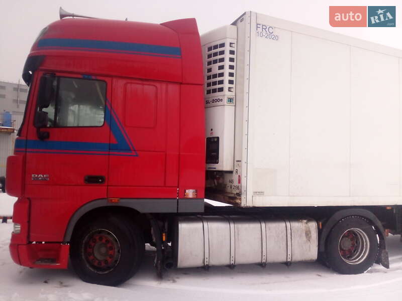 Тягач DAF XF 105 2011 в Днепре