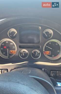 Тягач DAF XF 105 2009 в 
