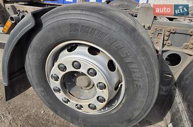 Контейнеровоз DAF XF 105 2012 в 