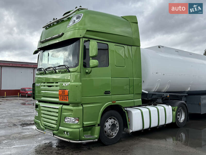 Тягач DAF XF 105 2013 в Городке