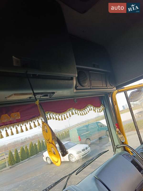 Тягач DAF XF 105 2004 в Любарі
