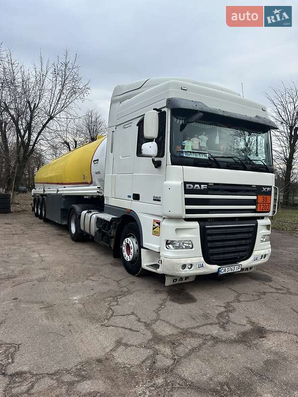 Тягач DAF XF 105 2012 в 