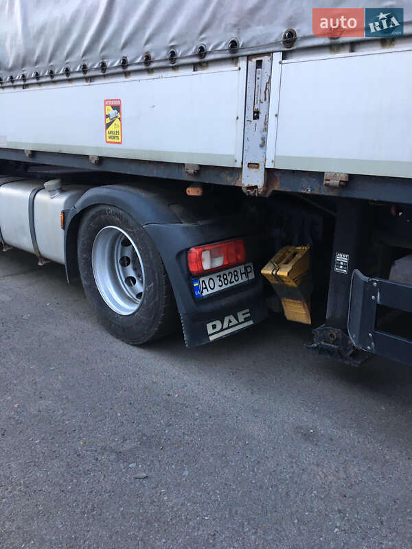 Тягач DAF XF 105 2012 в Мукачевому