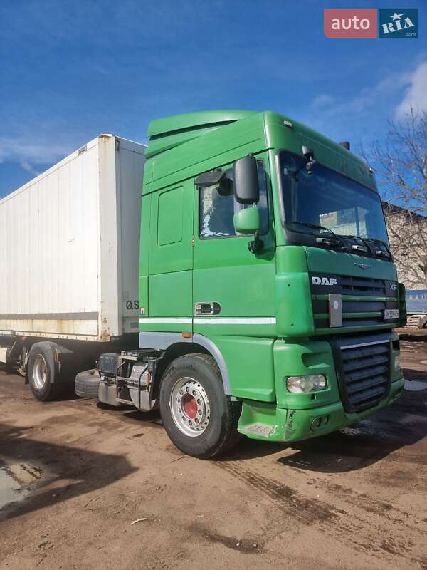Тягач DAF XF 105 2007 в Житомире