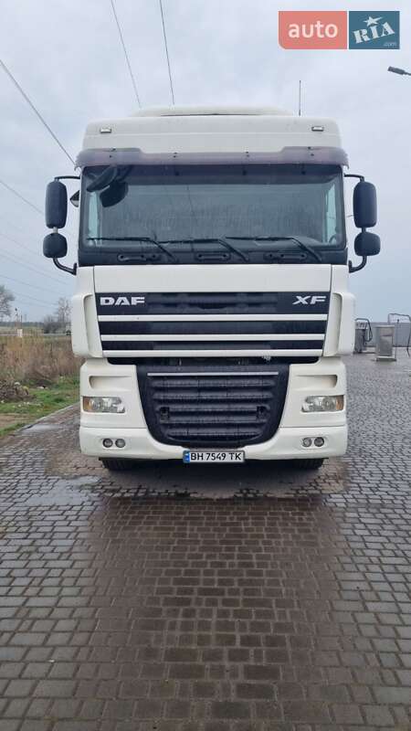 Тягач DAF XF 105 2007 в Одесі