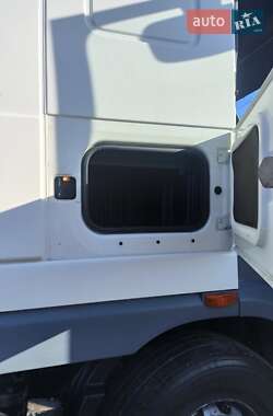 Тягач DAF XF 105 2011 в 