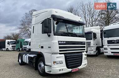 Тягач DAF XF 105 2012 в 