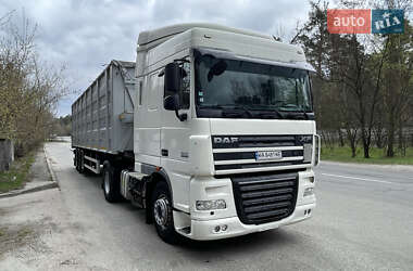 Тягач DAF XF 105 2011 в 