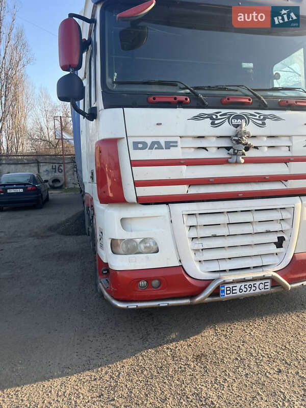 Тягач DAF XF 105 2006 в Одессе
