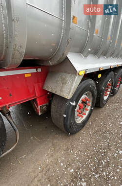 Самоскид DAF XF 105 2009 в 