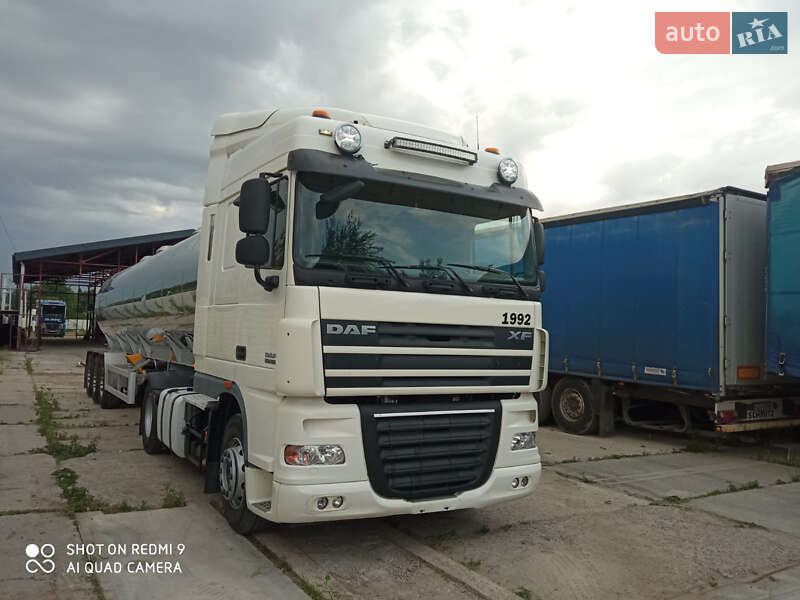 Тягач DAF XF 105 2013 в 
