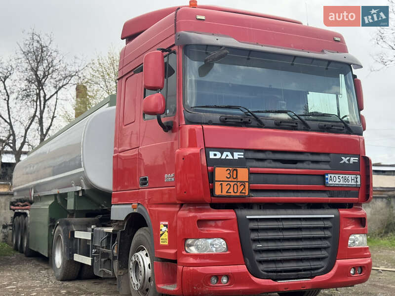 Бензовоз DAF XF 105 2011 в 