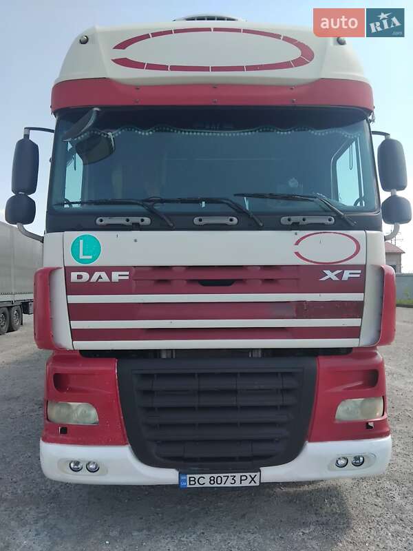 Тягач DAF XF 105 2007 в 