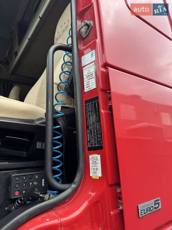 Тягач DAF XF 105 2007 в Могилів-Подільському