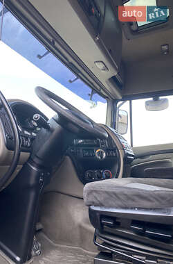 Тягач DAF XF 105 2010 в 
