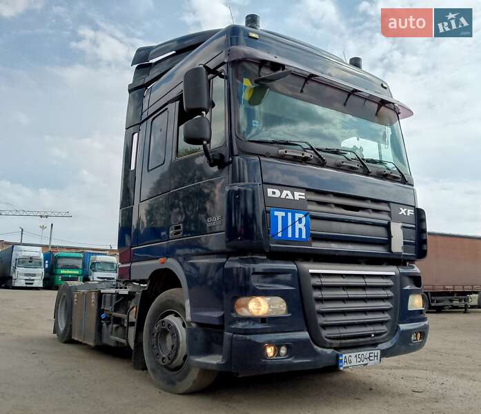 Тягач DAF XF 105 2008 в Луцьку