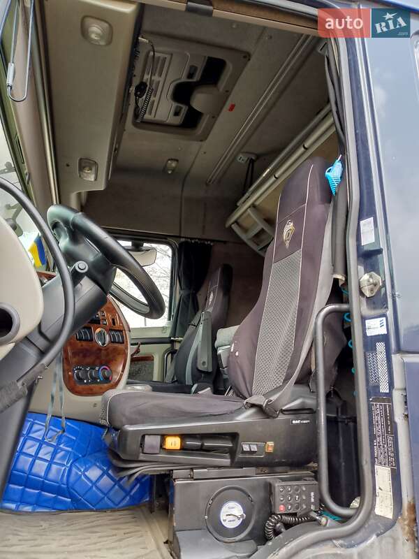 Тягач DAF XF 105 2008 в Луцьку